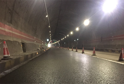 達陜高速公路池家河、清溝灣隧道黑化處治工程正式開工