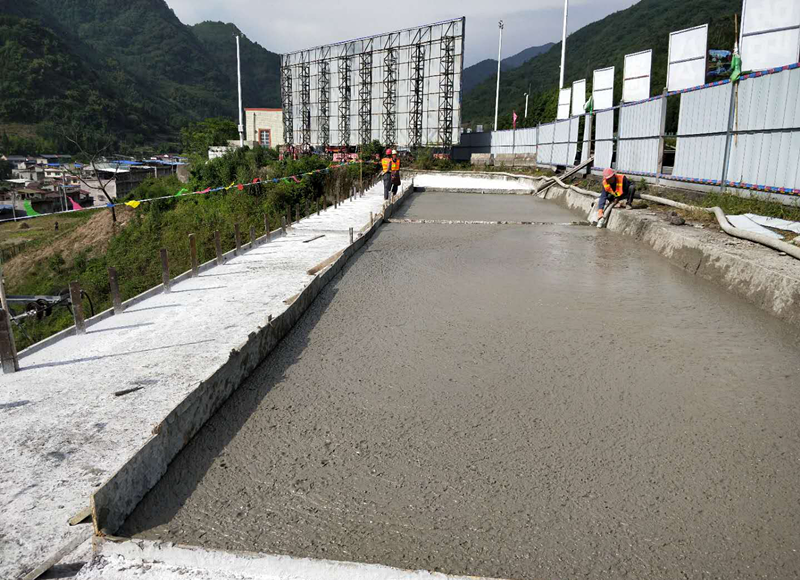 雅西高速公路滎經安檢站改造工程主體結構輕質泡沫土澆筑完成