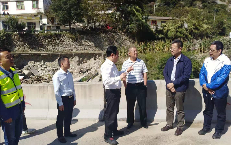 集團公司黨委副書記、副董事長、總經理馮文生赴都汶高速“8.20”泥石流災害應急搶險工程調研指導工作