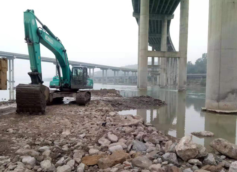 廣陜高速公路嘉陵江特大橋橋墩基礎(chǔ)沖刷 處治工程正式進場施工