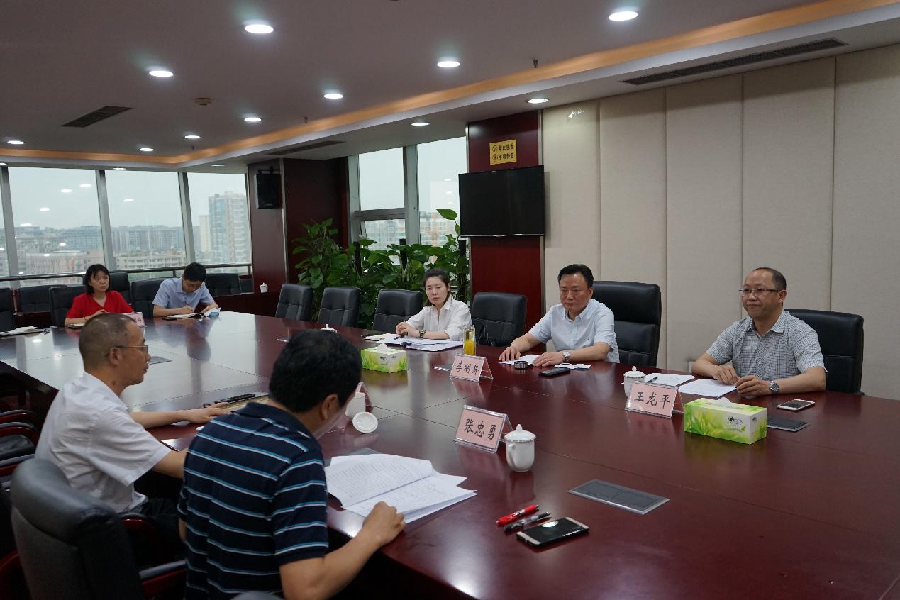 省紀委監委駐交投集團紀檢監察組赴建設公司調研.jpg