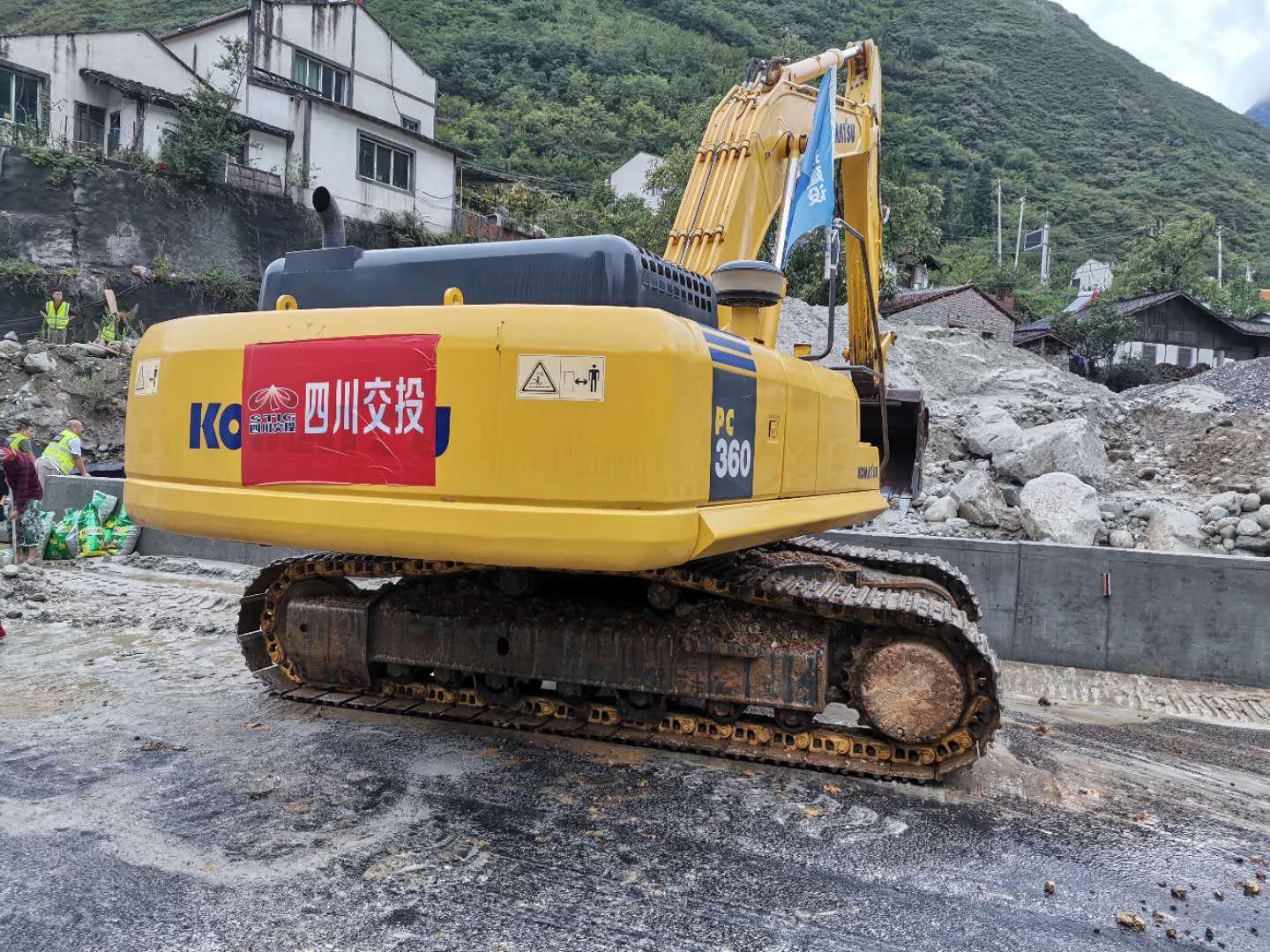 搶險救援擔使命 全力以赴保暢通