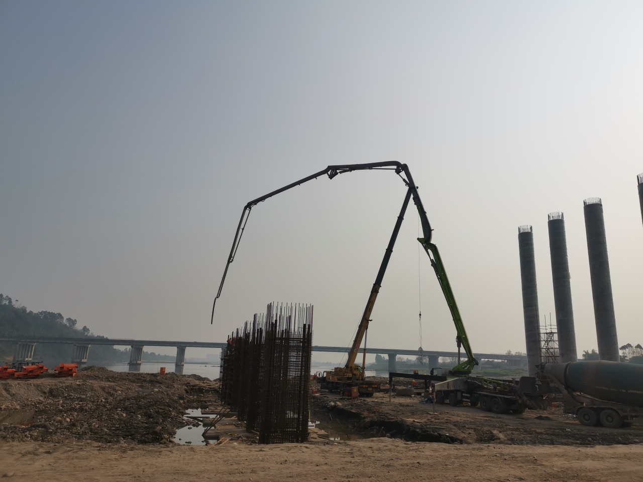 復工復產(chǎn)加速“犇”跑 掀起建設新熱潮