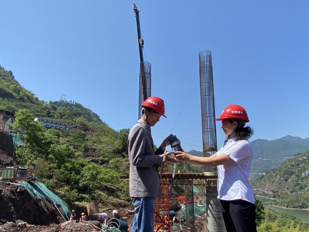 情系一線勞動(dòng)者 滴滴關(guān)懷暖人心