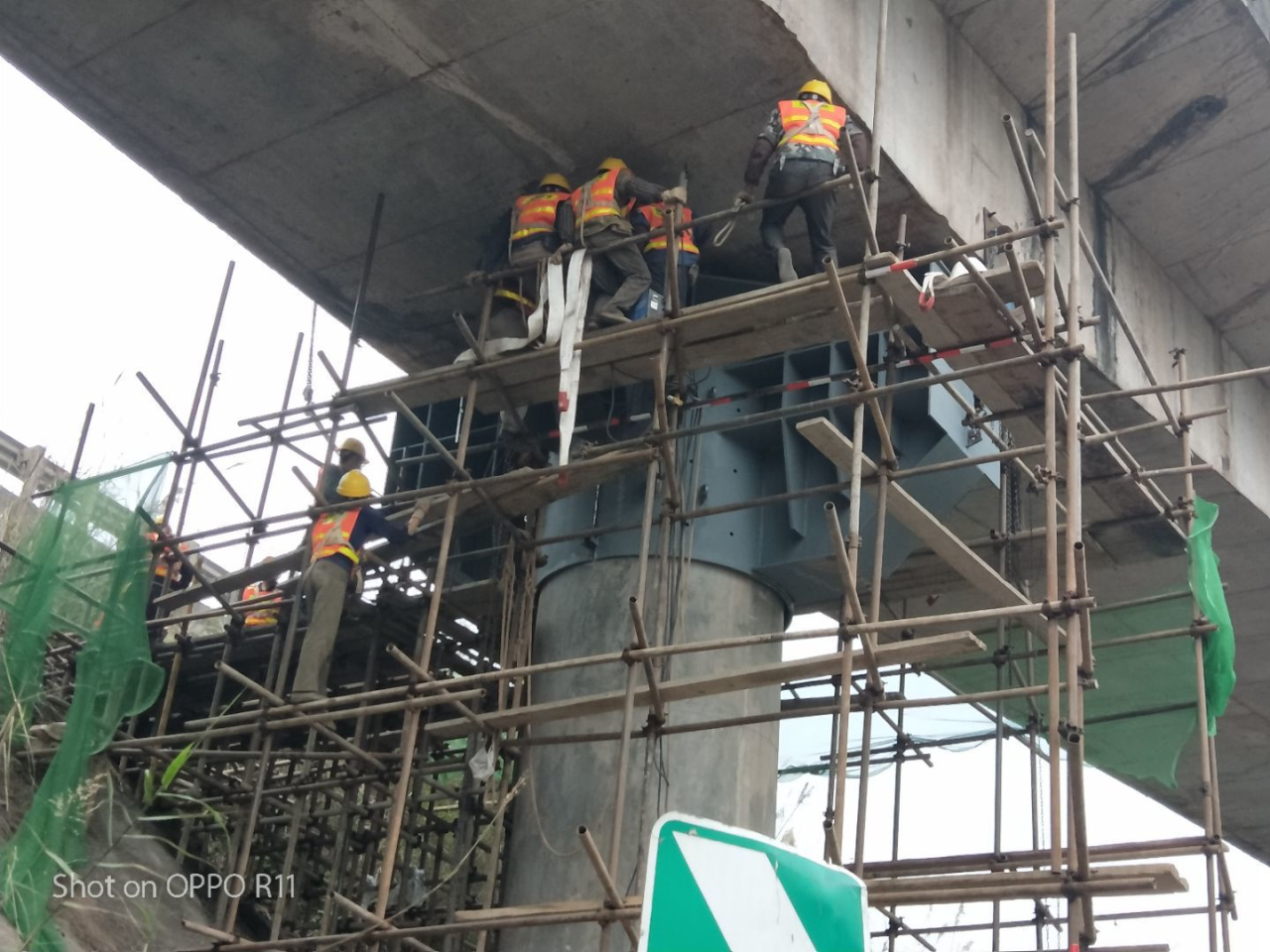 雅西高速公路獨(dú)柱式橋墩橋梁抗傾覆加固處治工程順利完工