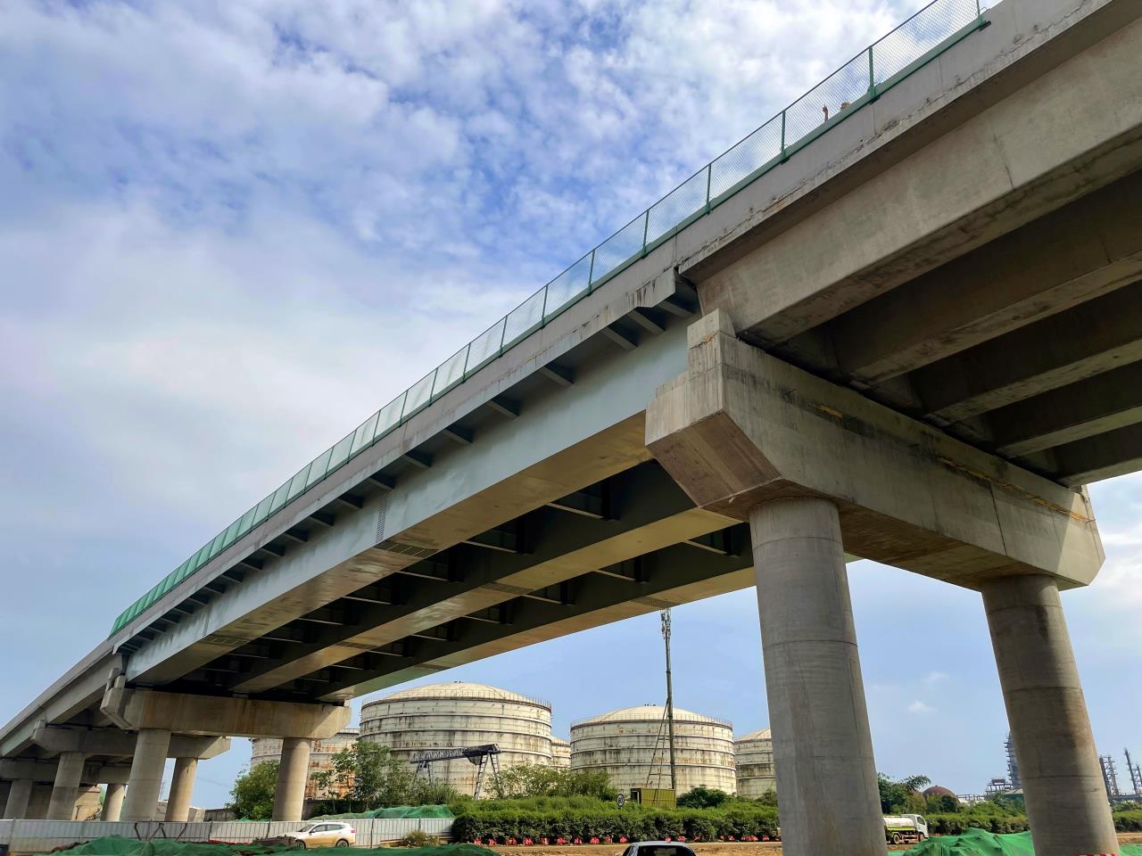成樂擴容眉山段金橋大橋提前竣工