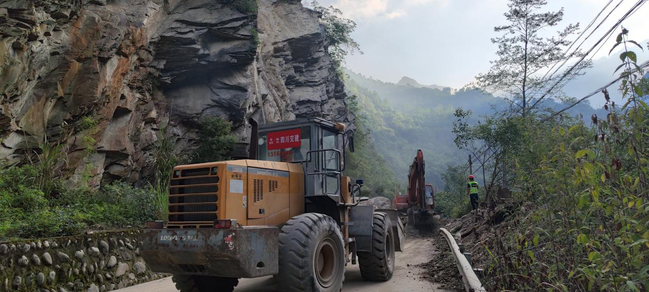 S301平武段道路中斷，已順利搶通